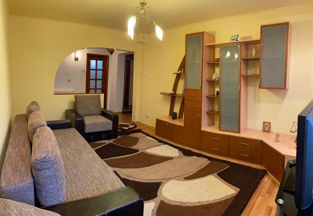 Zorilor Apartment Suceava Luaran gambar